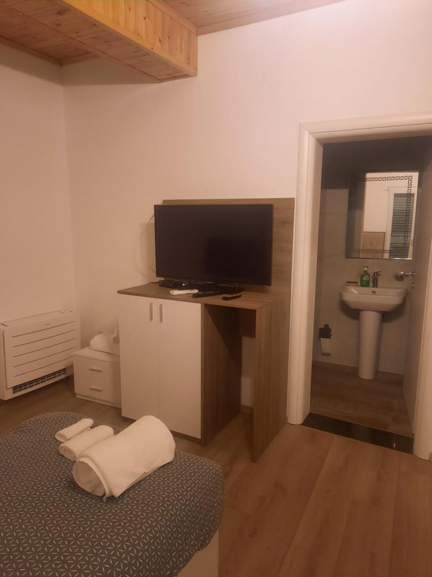Bujtina Lugina E Vjoses Villa Përmet Exterior foto